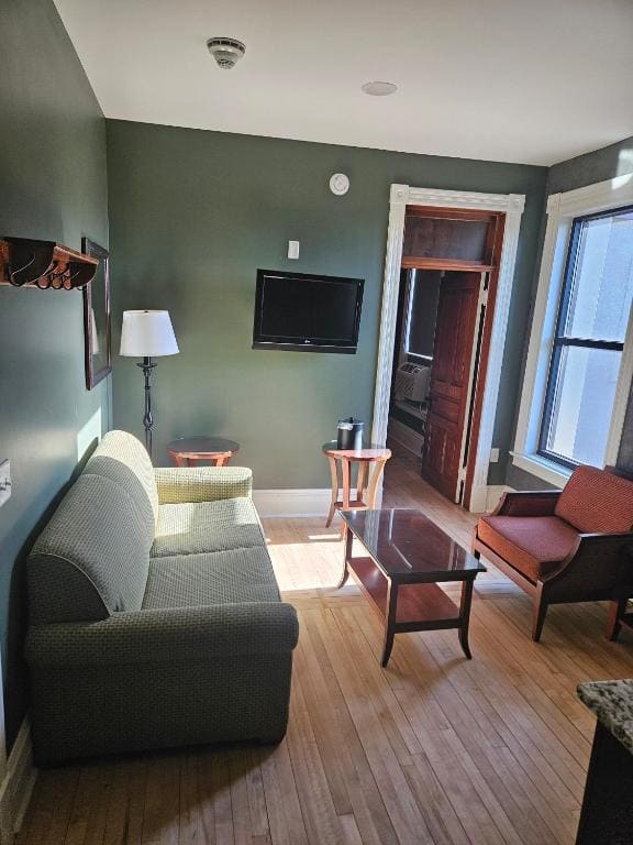 One-Bedroom Suite room - Image 3