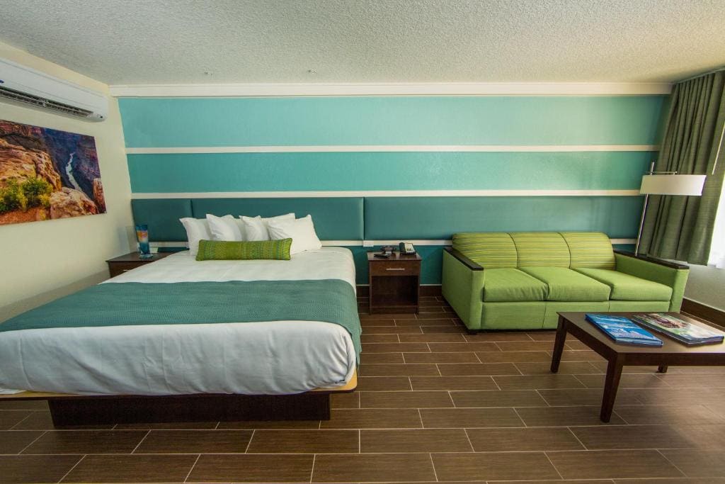 King Room - Non-Smoking room - Image 3