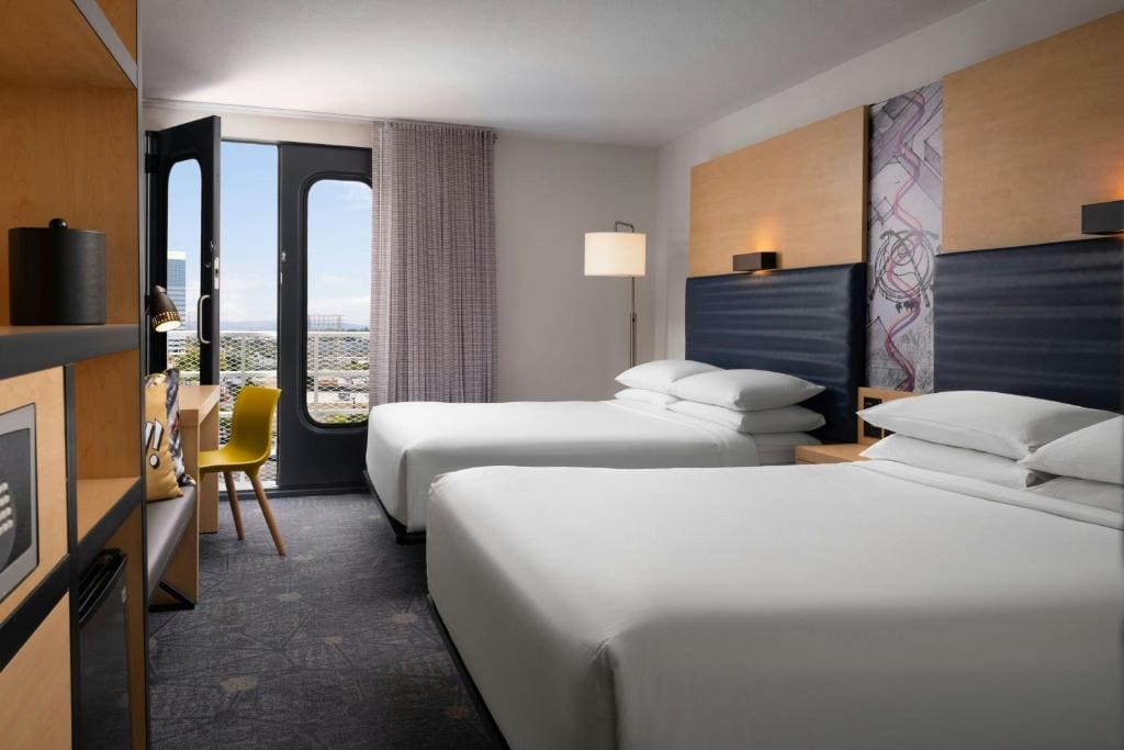 Breezy Queen Room with Two Queen Beds - Hearing Accessible room - Image 1