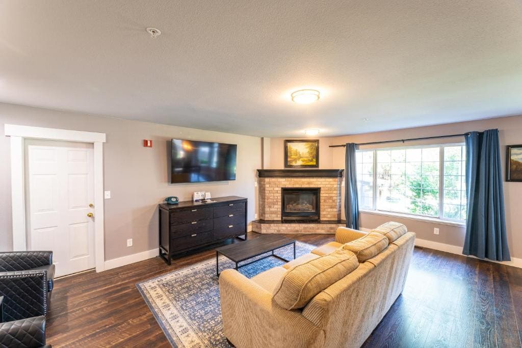 Two-Bedroom Suite room - Image 1