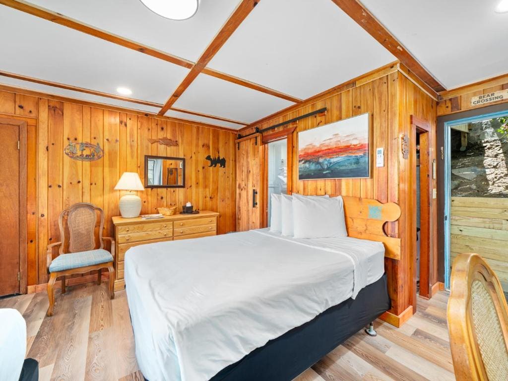 Double Room with Balcony room - Image 1