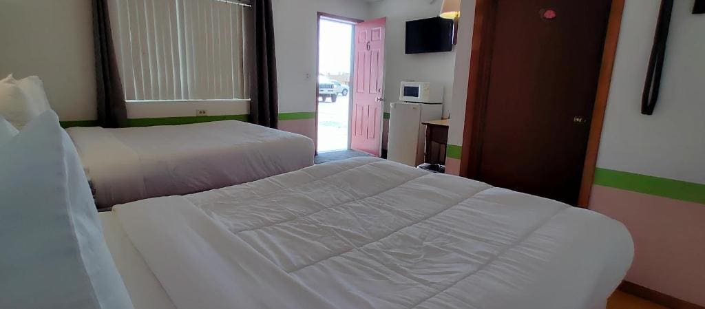 Standard Double or Twin Room room - Image 1