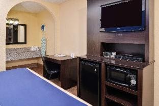Economy King Non-Smoking room - Image 1