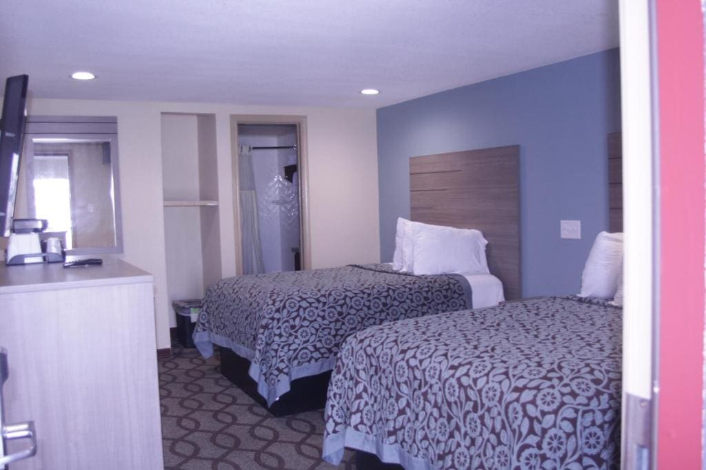 Room with Two Double Beds room - Image 1