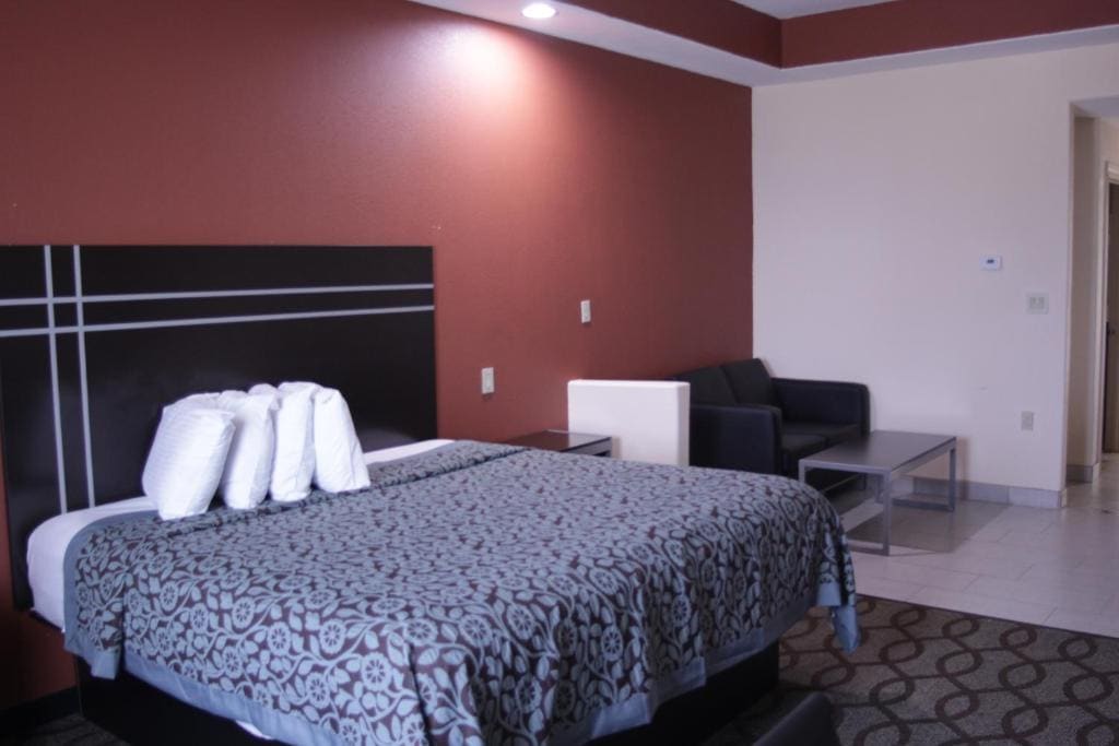 King Suite room - Image 1