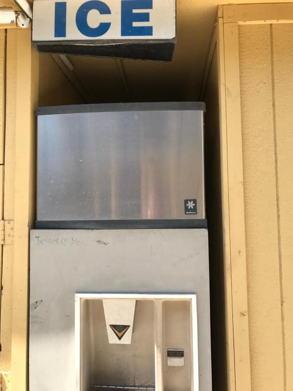 Queen Room - Non-Smoking room - Image 1