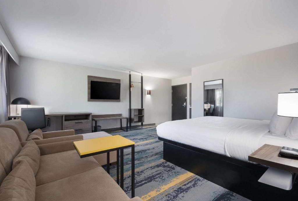 Standard King Room - Non Smoking room - Image 1