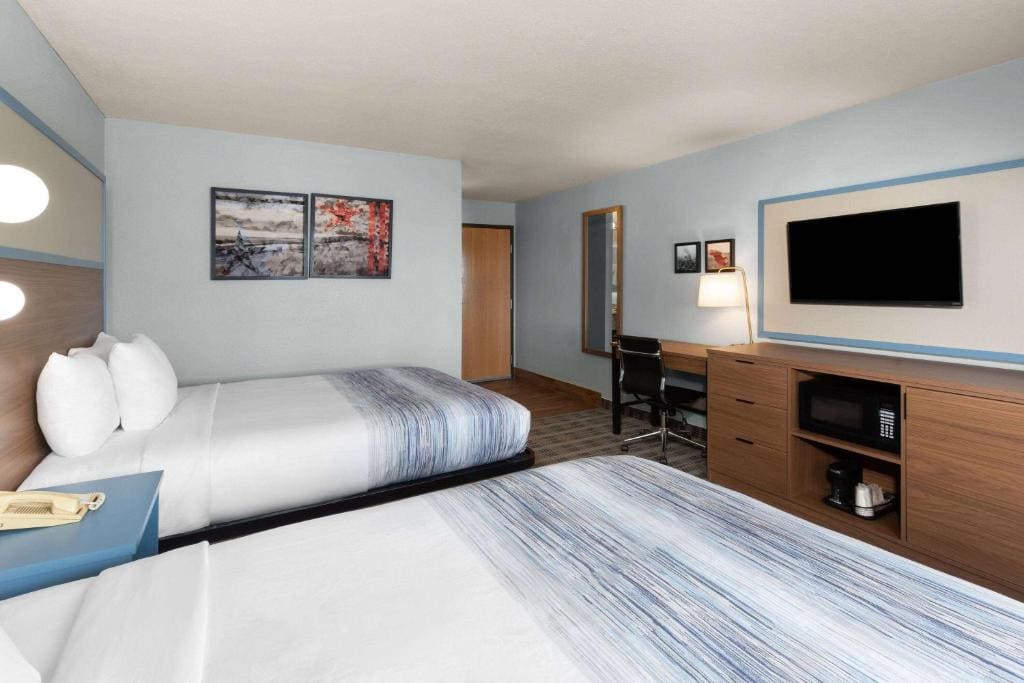 Premier King Room - Non-Smoking room - Image 2