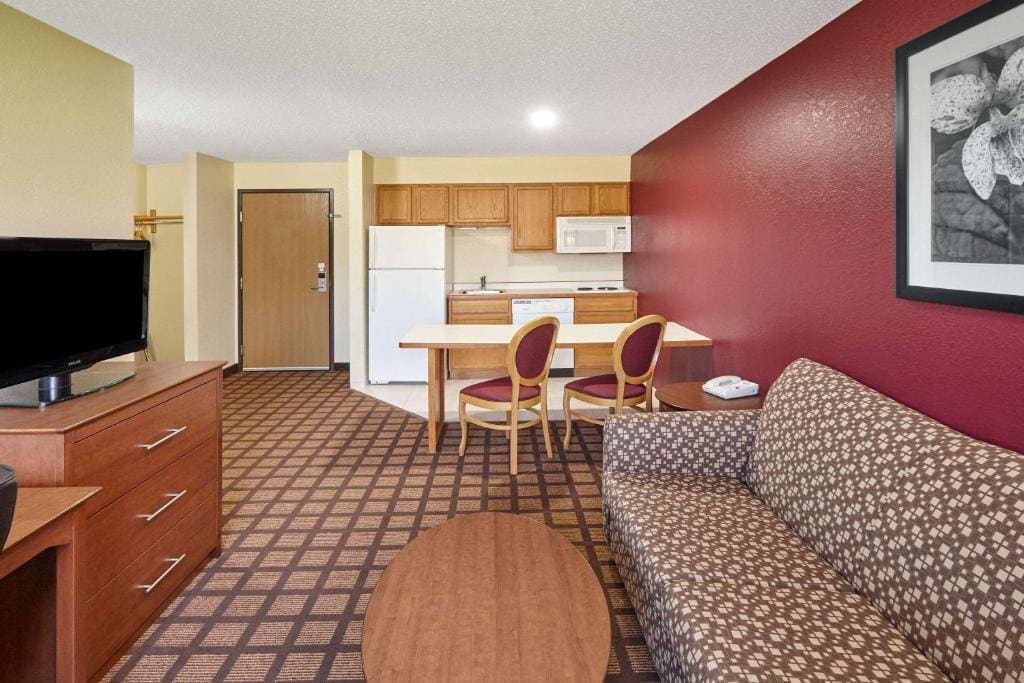 King Studio - Non-Smoking room - Image 1