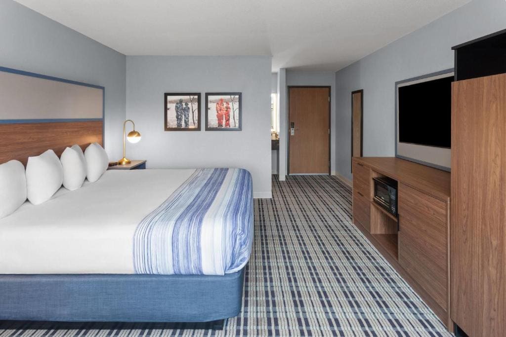 King Room - Non-Smoking room - Image 1