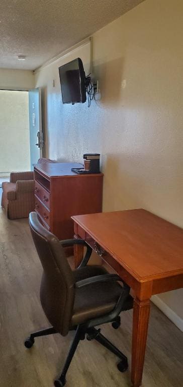 King Room with Two King Beds - Non-Smoking room - Image 1