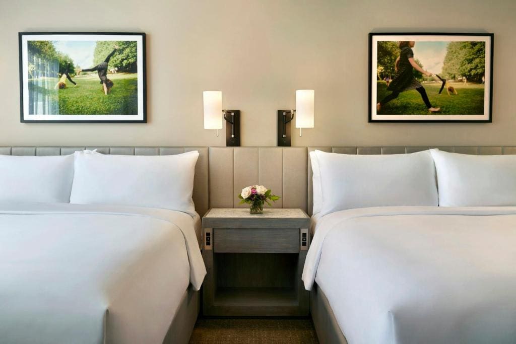 Double King Guest Room room - Image 2