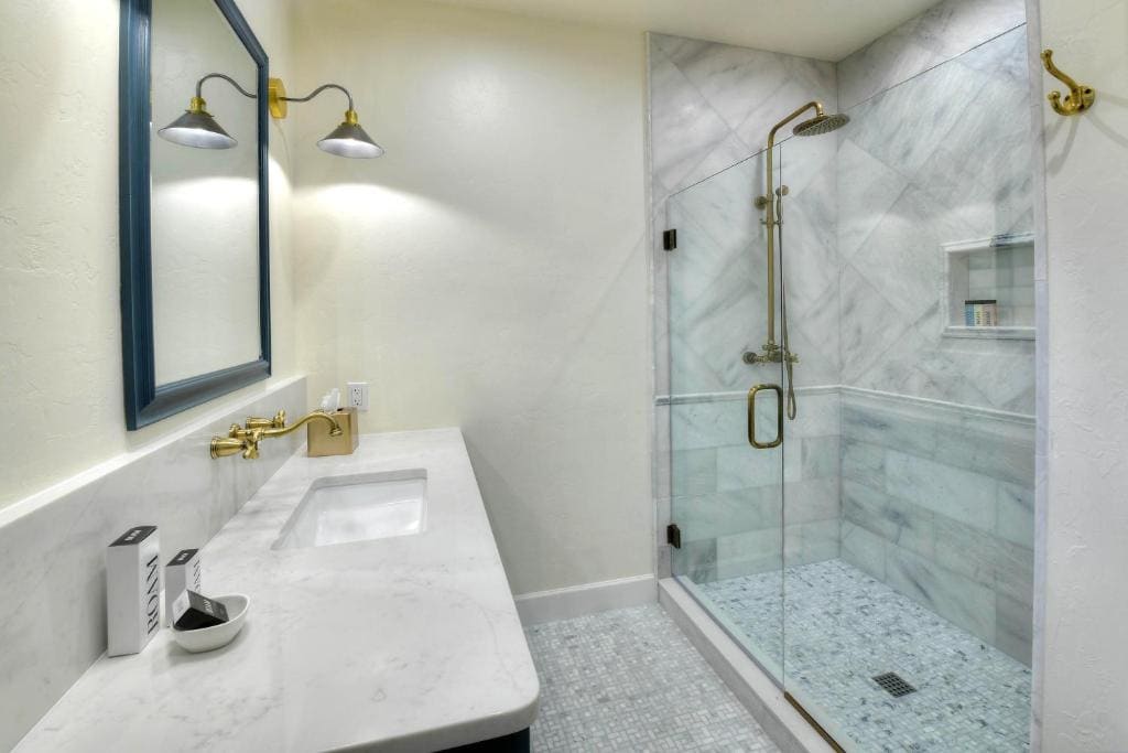 Deluxe Double Room room - Image 2