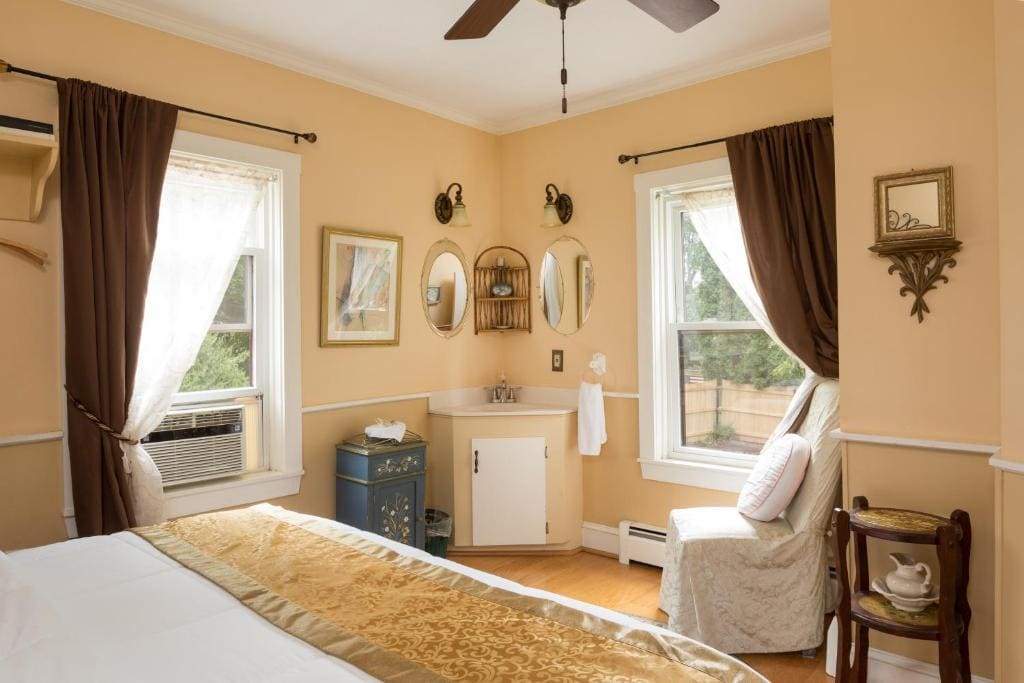 King Room room - Image 1