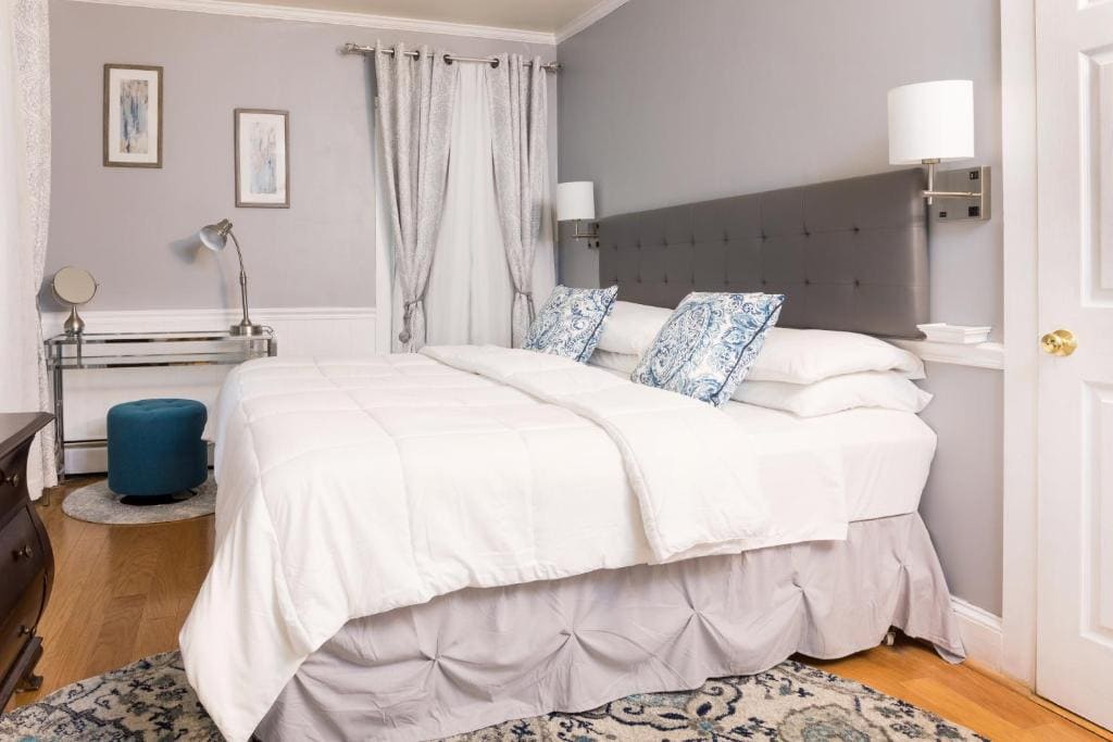 Standard King Room room - Image 2