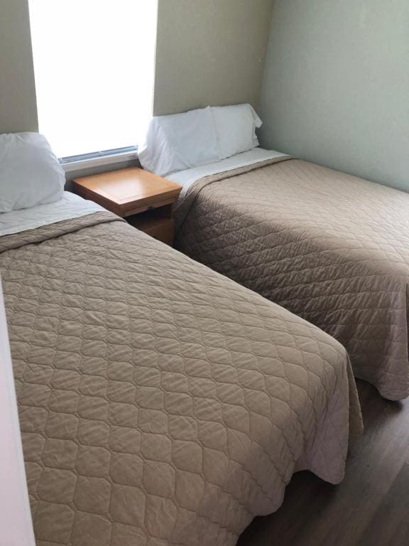 Deluxe Queen Room room - Image 1