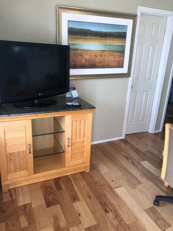 Two-Bedroom Suite room - Image 2