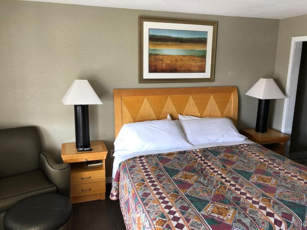 King Room room - Image 1