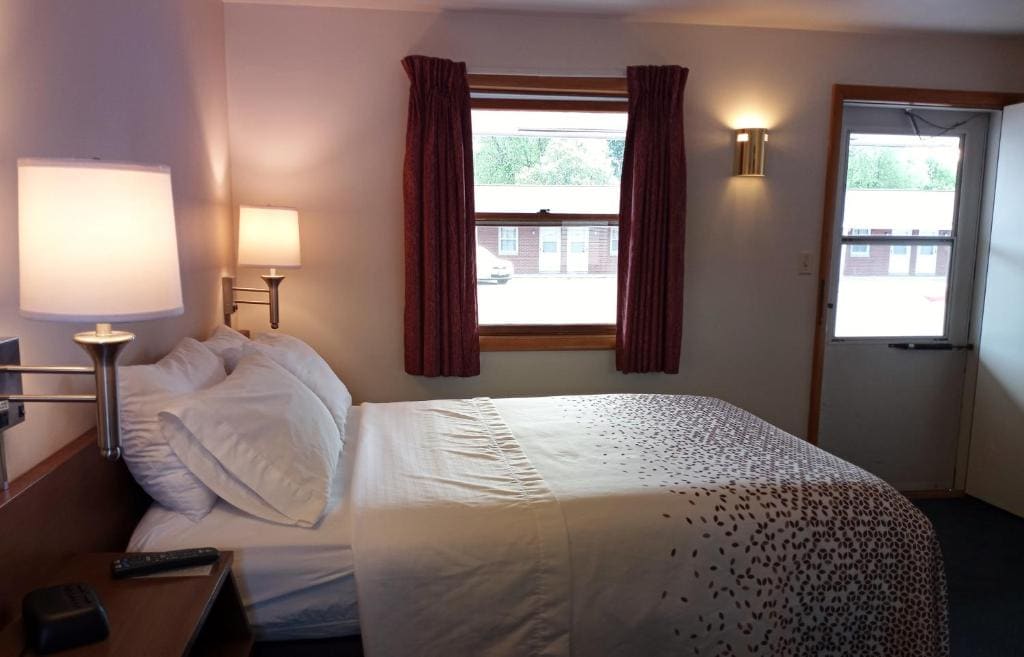 Queen Room room - Image 1