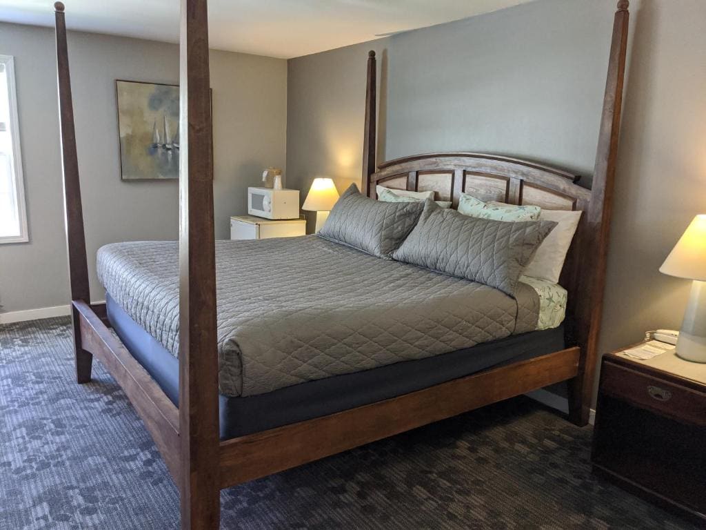 Deluxe King Room room - Image 2