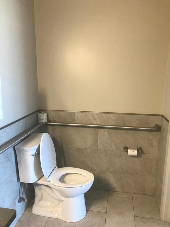 Queen Room - Disability Access room - Image 2