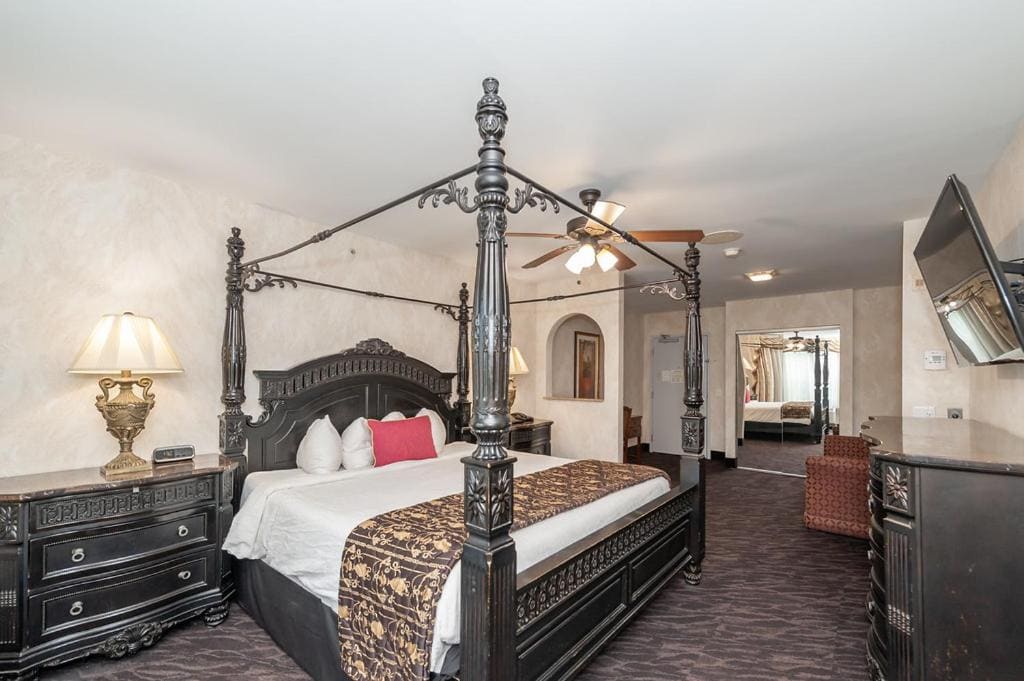 King Presidential Room, Non-Smoking room - Image 3