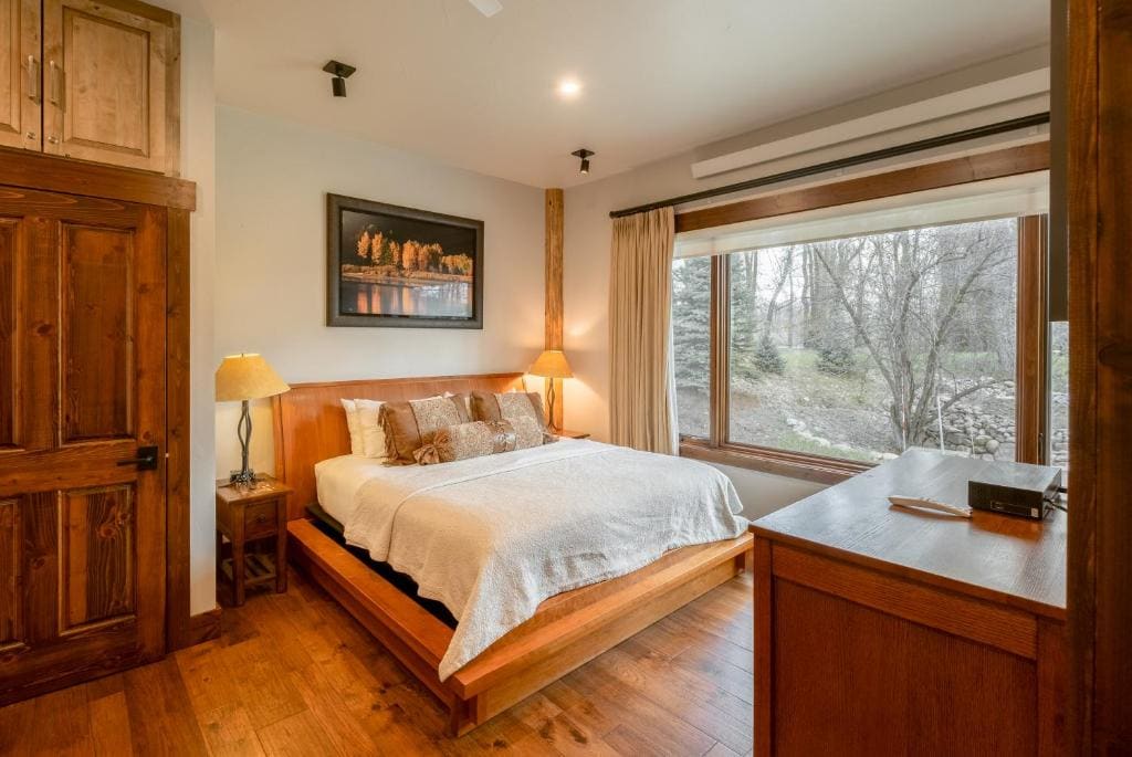 Suite room - Image 1