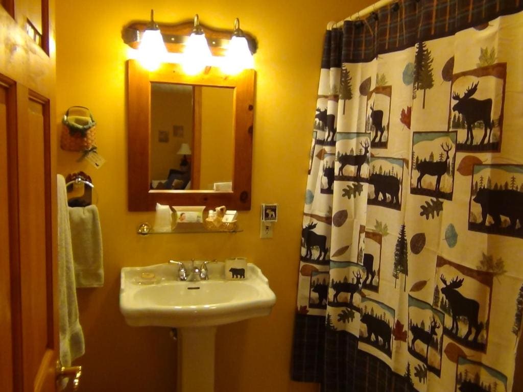 Autumn Springs room - Image 2