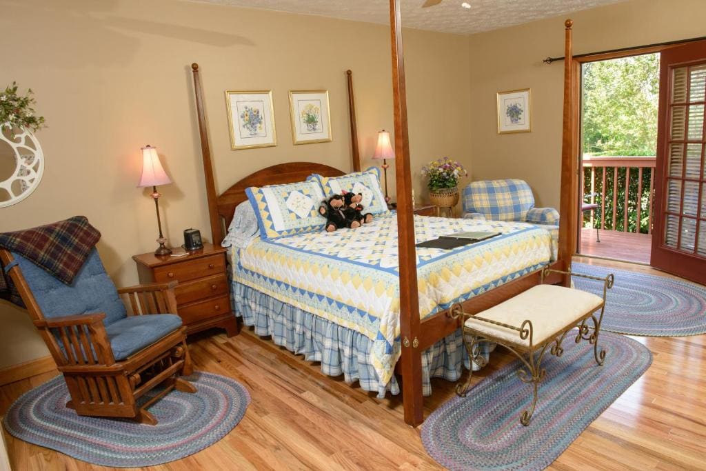 Powder Springs room - Image 2