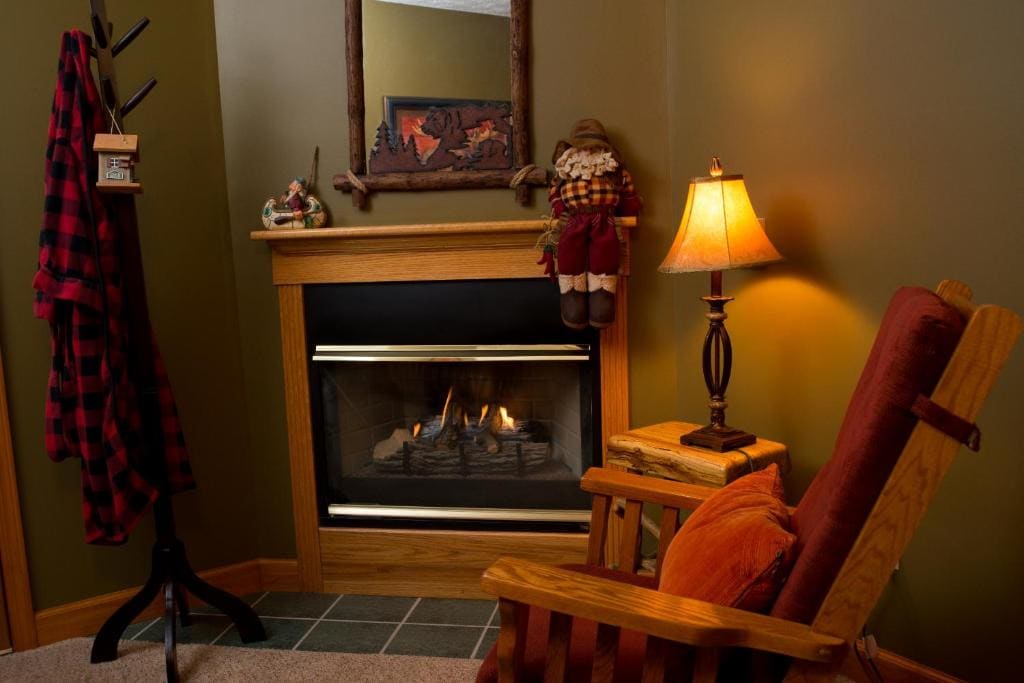 Colorado Springs room - Image 1