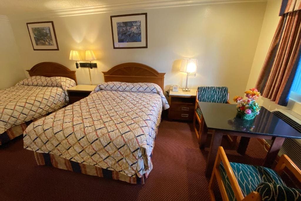 Deluxe Double or Twin Room room - Image 1