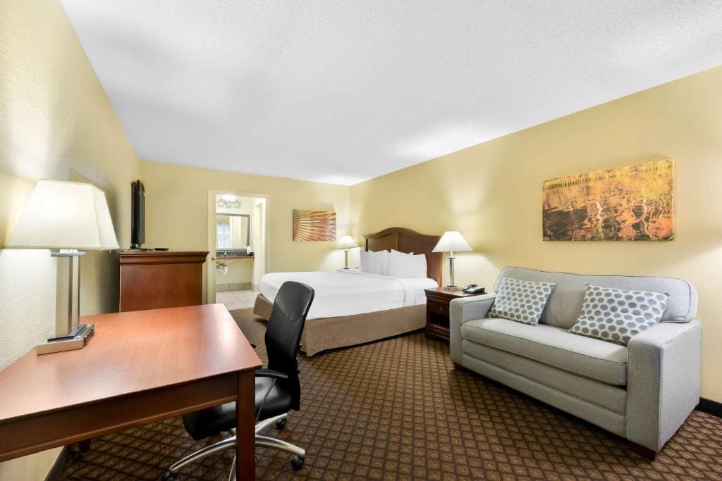 King Room room - Image 1