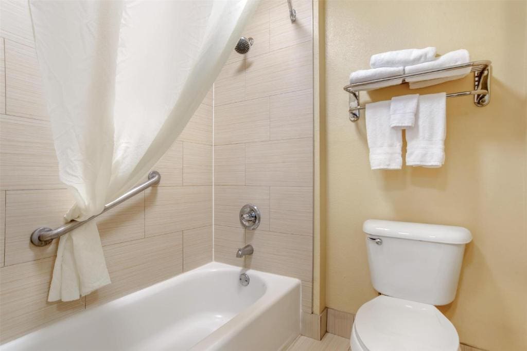 Queen Room room - Image 1