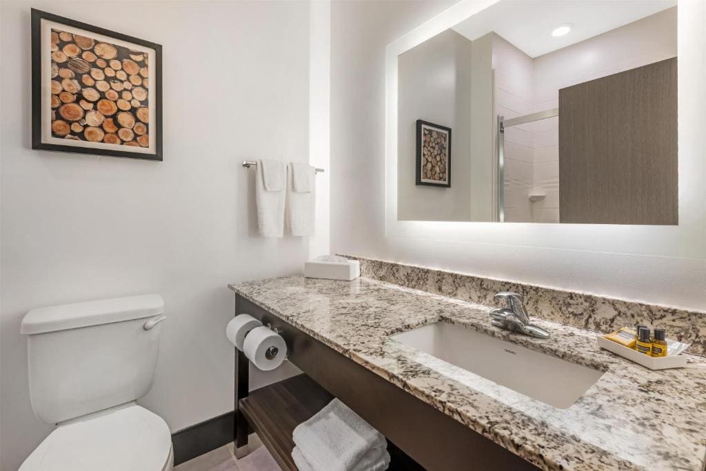 King Suite room - Image 2