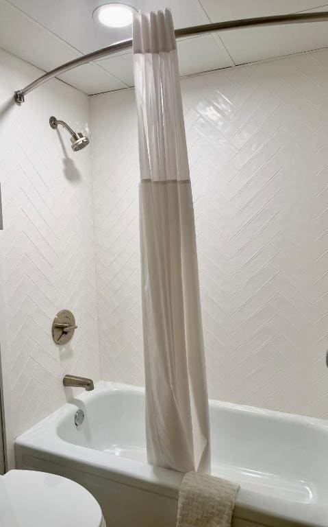 Queen Room with Two Queen Beds - Disability Access/Non-Smoking room - Image 3