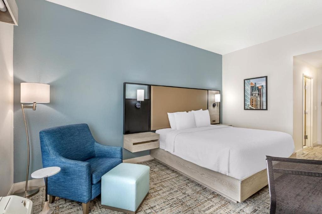 King Room - Non-Smoking room - Image 1