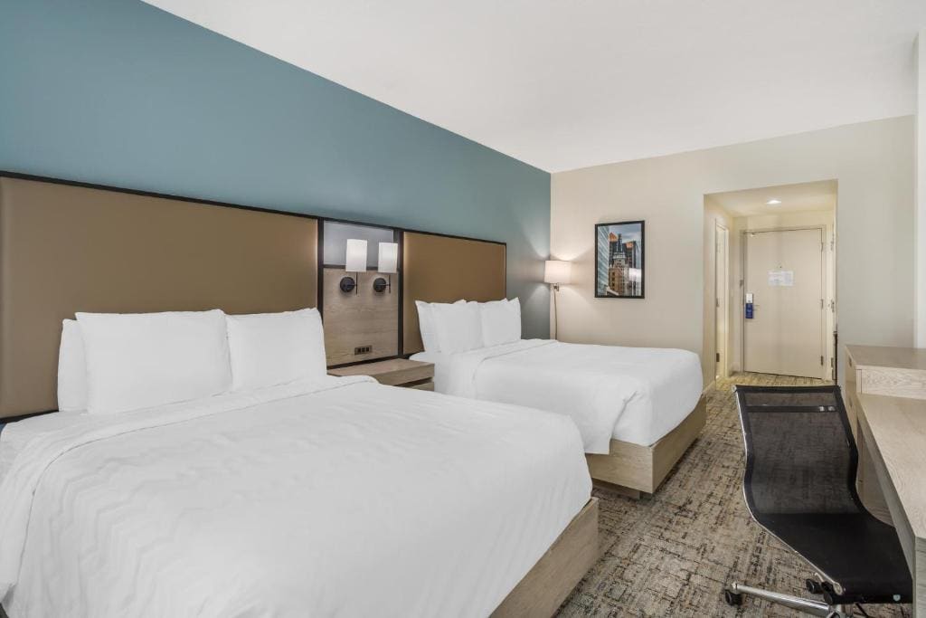 Queen Room with Two Queen Beds room - Image 1