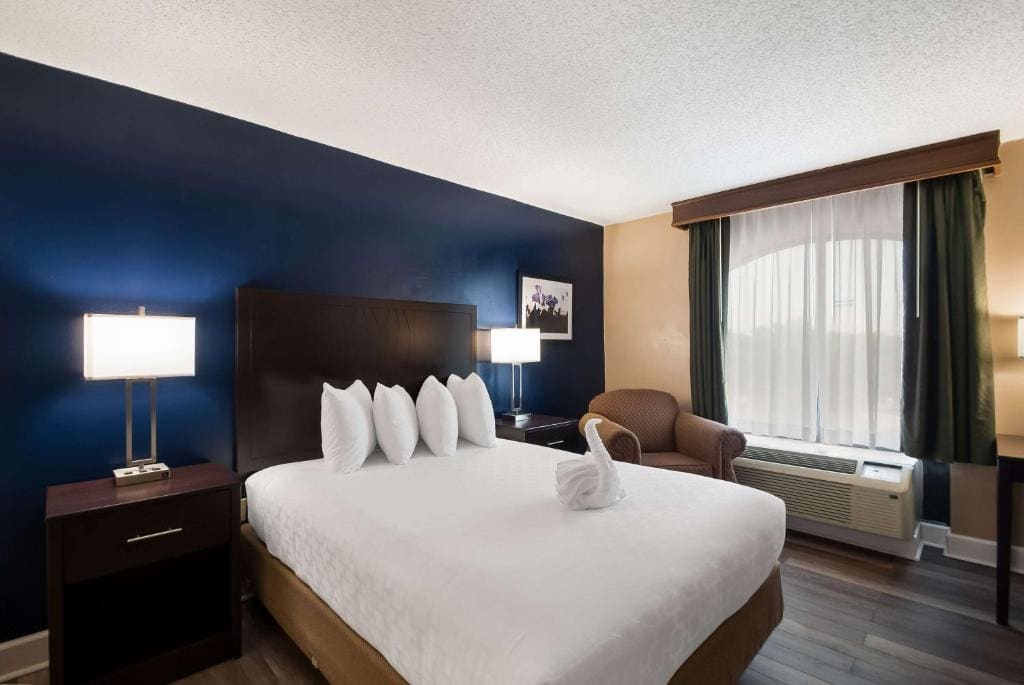 Queen Room with Bath Tub - Disability Access/Non-Smoking room - Image 2