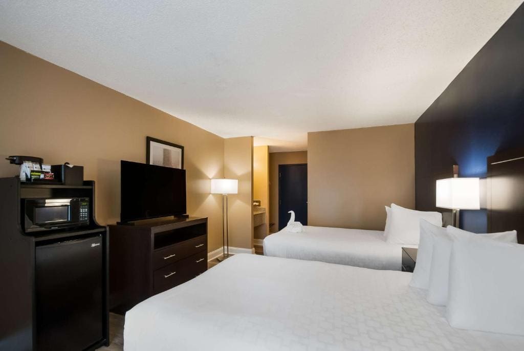 Double Room with Two Double Beds - Executive Floor/Non-Smoking room - Image 2