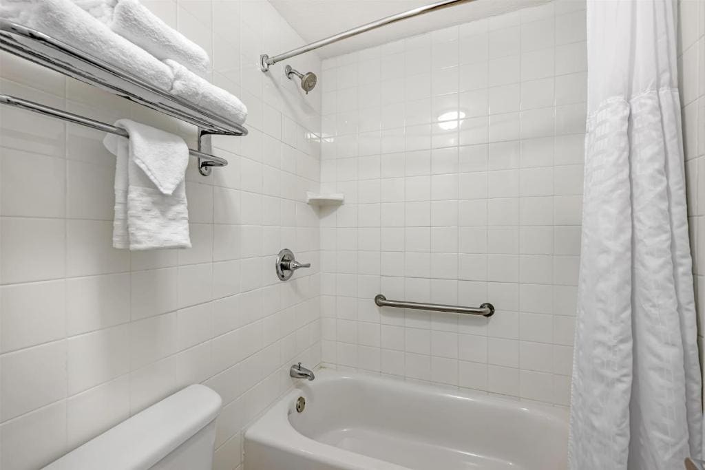 Standard King Room - Smoking room - Image 3