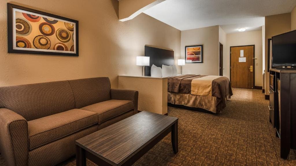 King Suite room - Image 3