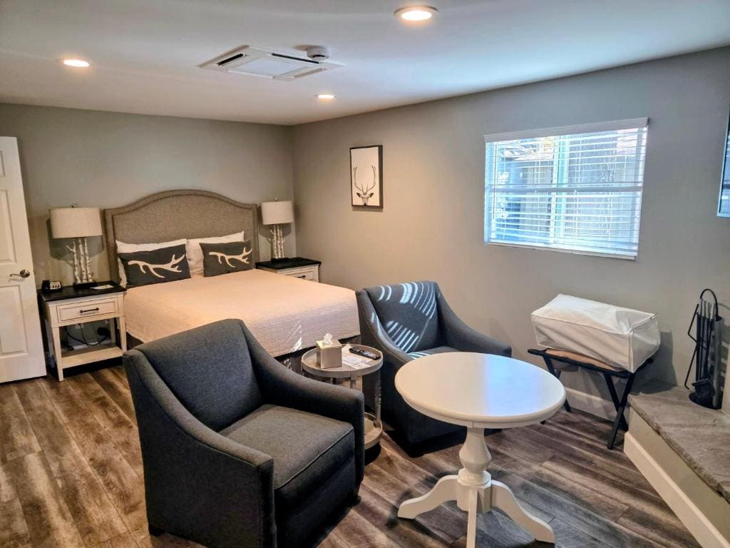 Queen Studio room - Image 1