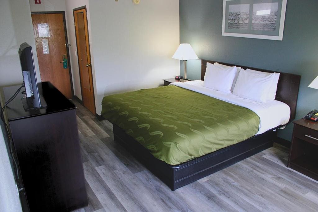 Double Room with Private Bathroom room - Image 2