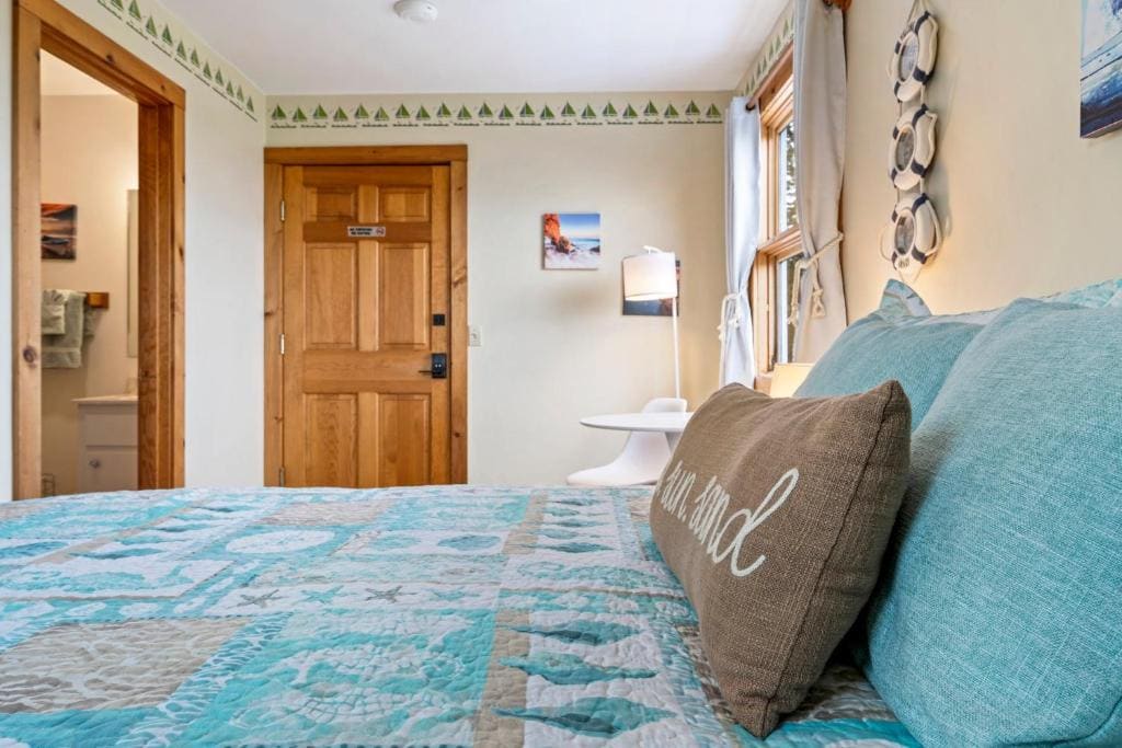 Deluxe Double Room with Sea View room - Image 1