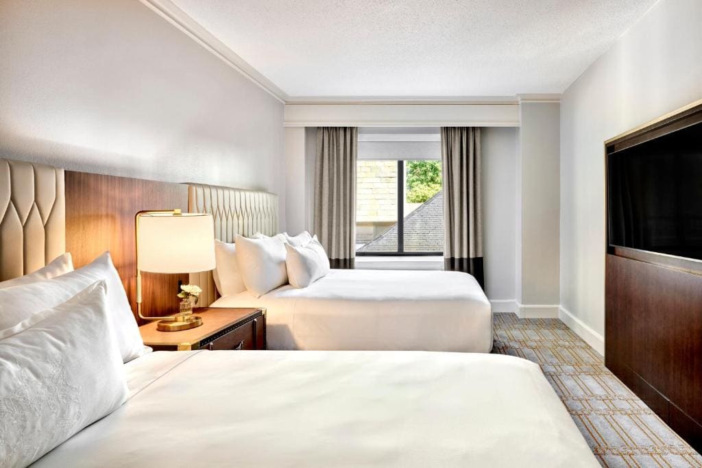 Premier Suite - 2 Queen Beds room - Image 1