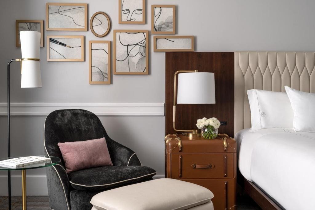 Deluxe King Room room - Image 1