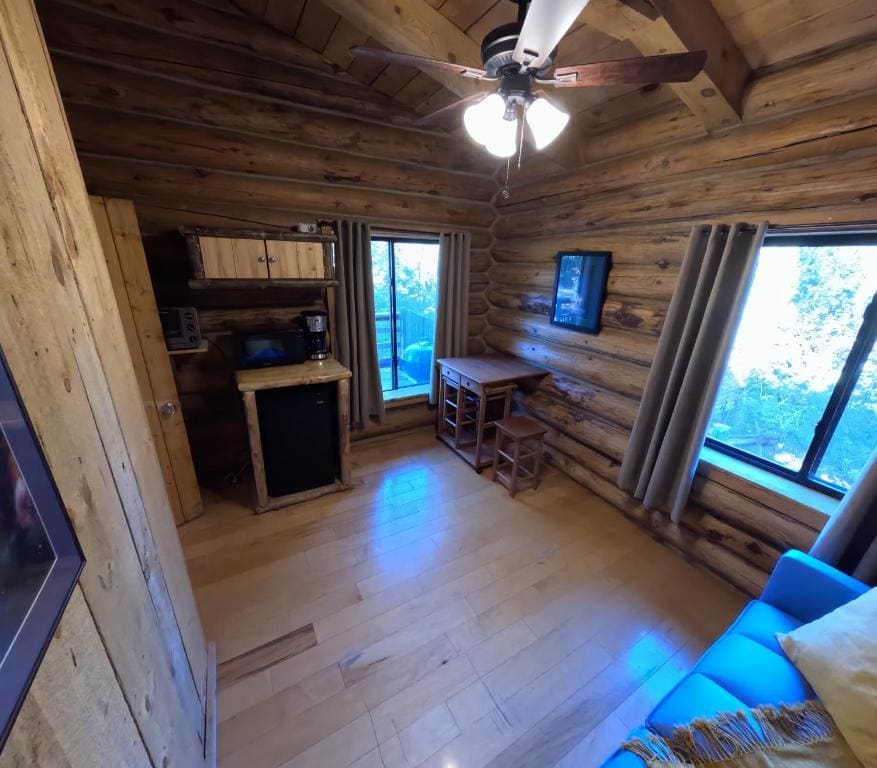 Suite with Balcony room - Image 1