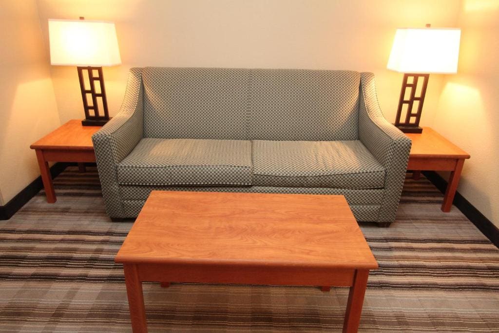 King Suite - Disability Access room - Image 1