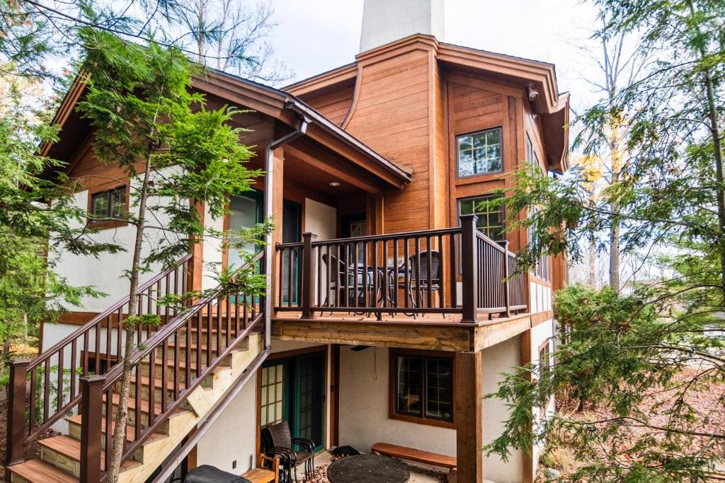 Disciple's Ridge Two Bedroom with Loft Slopeside Condominium room - Image 1