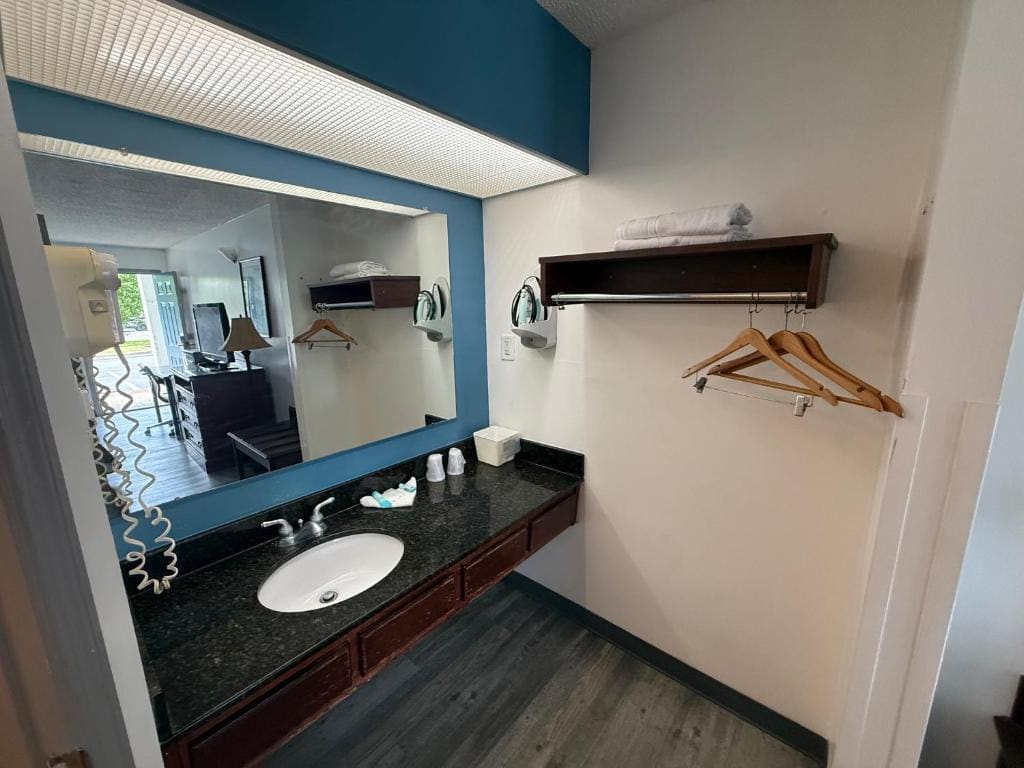 Standard Double Room room - Image 2